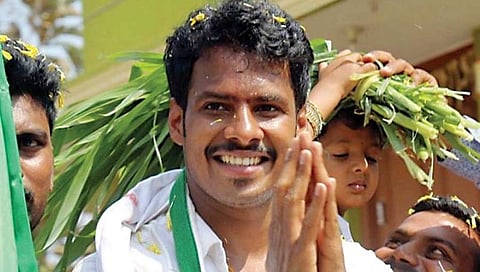 ನಿಖಿಲ್ ಕುಮಾರಸ್ವಾಮಿ