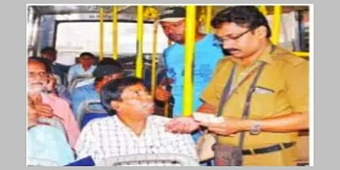 ಬಸ್ ನಿರ್ವಾಹಕ ಪ್ರಕಾಶ್ ಶಿವಯೋಗಿಮಠ