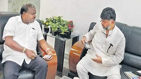 ಹೆಚ್. ಡಿ. ಕುಮಾರಸ್ವಾಮಿ, ಡಿಕೆ ಶಿವಕುಮಾರ್