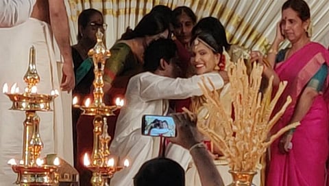 ಎಸ್ ಅಶ್ವತಿ ಮತ್ತು ಡಾ. ಬಗಾದಿ ಗೌತಮ್ ಪ್ರೇಮ
