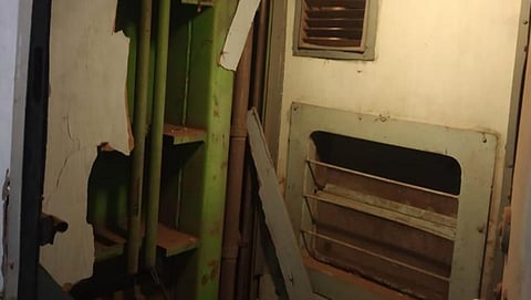 ಸ್ಫೋಟಗೊಂಡ ರೈಲಿನ ಶೌಚಾಲಯ