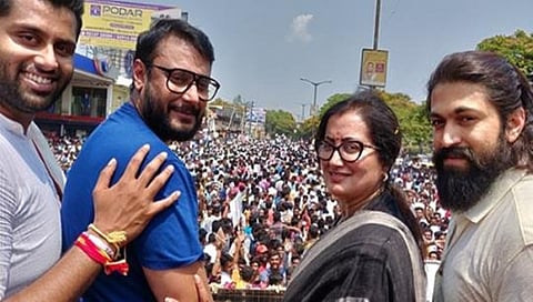 ಅಭಿಶೇಕ್-ದರ್ಶನ್-ಸುಮಲತಾ ಅಂಬರೀಶ್-ಯಶ್