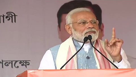 ಚಿನ್ನದ ಚಮಚ ಹಿಡಿದ ಬಾಲಕ ಟೀ ಕುಡಿಯಬಹುದೇ ಹೊರತು ಟೀ ತಯಾರಿಸಲು ಸಾಧ್ಯವಿಲ್ಲ:  ಮೋದಿ