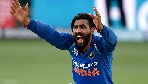 ಜಡೇಜಾಗೇ ಗೂಗ್ಲಿ: ಪತ್ನಿಯದ್ದು ಒಂದು ದಾರಿಯಾದರೆ ಸಹೋದರಿ, ತಂದೆಯದ್ದು ಮತ್ತೊಂದು!