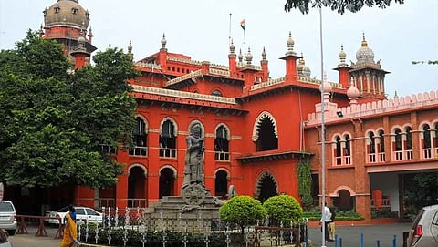ಆರ್ ಬಿಐ ನೌಕರರು ಸರ್ಕಾರಿ ಸೇವಕರಲ್ಲ!