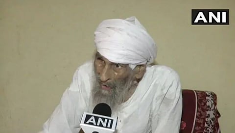 ದೆಹಲಿಯ ಅತಿ ಹಿರಿಯ, 111 ವರ್ಷದ ಬಚನ್ ಸಿಂಗ್ ರಿಂದ ಮತದಾನ
