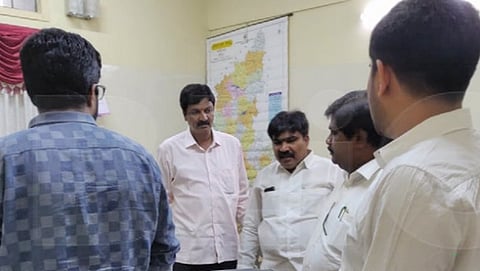 ರಮೇಶ್ ಜಾರಕಿಹೊಳಿ - ಅತೃಪ್ತ ಶಾಸಕರು