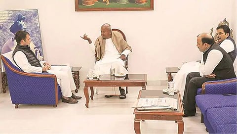 ಎಚ್.ಡಿ ದೇವೇಗೌಡ ಮತ್ತು ರಾಹುಲ್ ಗಾಂಧಿ( ಸಂಗ್ರಹ ಚಿತ್ರ)