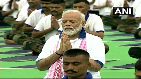 ರಾಂಚಿಯಲ್ಲಿ ಯೋಗ ನಿರತ ಪ್ರಧಾನಿ ನರೇಂದ್ರ ಮೋದಿ