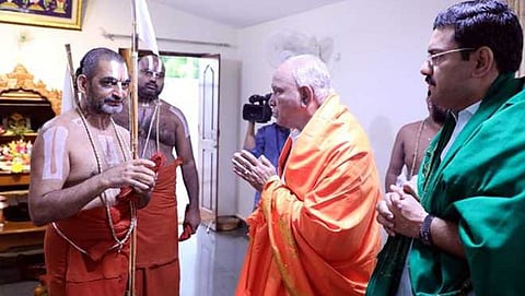 ಚಿನ್ನ ಜೀಯರ್ ಸ್ವಾಮೀಜಿ ಭೇಟಿಯಾದ ಸಿಎಂ ಯಡಿಯೂರಪ್ಪ