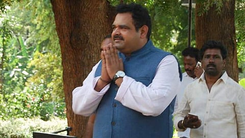 ಅನಿಲ್ ಲಾಡ್c