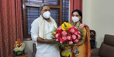 ಸಿದ್ದರಾಮಯ್ಯ - ಕುಸುಮಾ ಭೇಟಿ