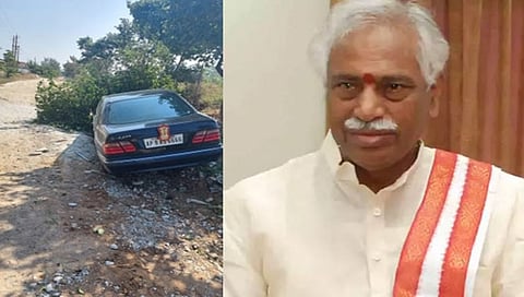 ರಾಜ್ಯಪಾಲ ಬಂಡಾರು ದತ್ತಾತ್ರೇಯ  ಮತ್ತು ಅವರ ಅಪಘಾತವಾದ ಕಾರು