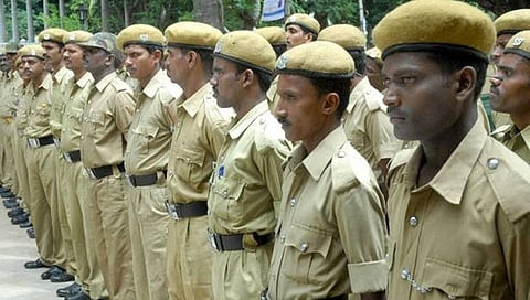 ಅಬಕಾರಿ ಪೊಲೀಸರು (ಸಂಗ್ರಹ ಚಿತ್ರ)