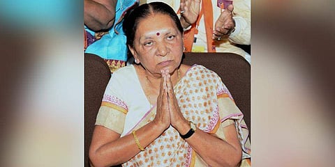 ಗೌರ್ನರ್ ಗೆ ಪೂಜಾ ಸಾಮಗ್ರಿ ಮಾರಲು ನಿರಾಕರಣೆ, ಗಂಟೆಗಟ್ಟಲೆ ಕಾಯುವಂತೆ ಮಾಡಿದ ವಾರಾಣಸಿ ವರ್ತಕರು! 