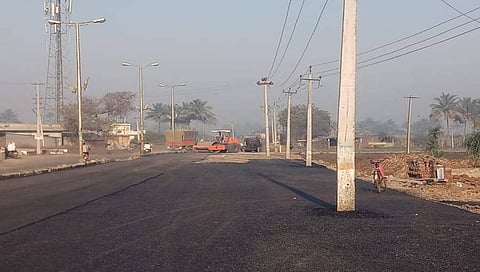ಪ್ರತ್ಯಕ್ಷ ಚಿತ್ರ