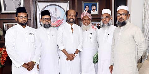 ಮುಸ್ಲಿಮ್ ಧರ್ಮಗುರುಗಳೊಂದಿಗೆ ರಜಿನಿಕಾಂತ್