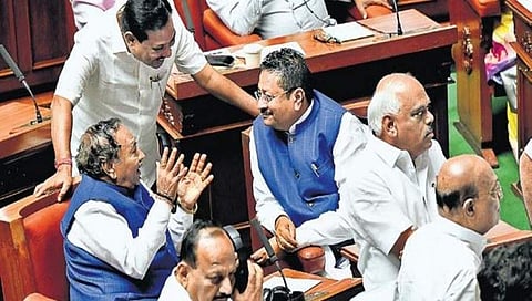 ಈಶ್ವರಪ್ಪ  ಮತ್ತು ಯತ್ನಾಳ್