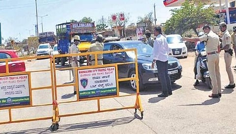 ಕಾಸರಗೋಡಿನ ಕೊರೋನಾ ರೋಗಿಗಳಿಗೆ ಮಂಗಳೂರಿನಲ್ಲಿ ಚಿಕಿತ್ಸೆ: ವಿವರ ಕೇಳಿದ ಕೇರಳ ಹೈಕೋರ್ಟ್
