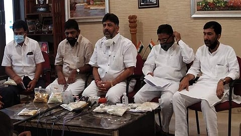 ಡಿಕೆ ಶಿವಕುಮಾರ್, ಡಿಕೆ, ಸುರೇಶ್, ಉಗ್ರಪ್ಪ ಮತ್ತಿತರರು