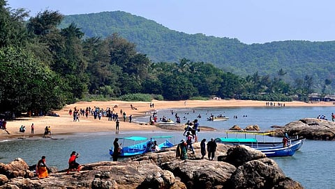 ಪ್ರವಾಸಿಗರು