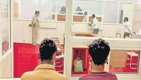 ವಸಂತನಗರದ ಗುರುನಾನಕ್ ಭವನದಲ್ಲಿರುವ ಕೋರ್ಟ್ ರೂಂ