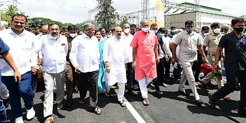ಶಿವನಹಳ್ಳಿ ಬಳಿ ನಿರ್ಮಿಸಲಾಗಿರುವ ಇಂಟಿಗ್ರೇಟೆಡ್ ರಸ್ತೆ ಮೇಲ್ಸೇತುವೆ ಲೋಕಾರ್ಪಣೆ