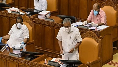 ಕೇರಳ ವಿಧಾನಸಭೆಯಲ್ಲಿ ಮುಖ್ಯಮಂತ್ರಿ ಪಿಣರಾಯಿ ವಿಜಯನ್