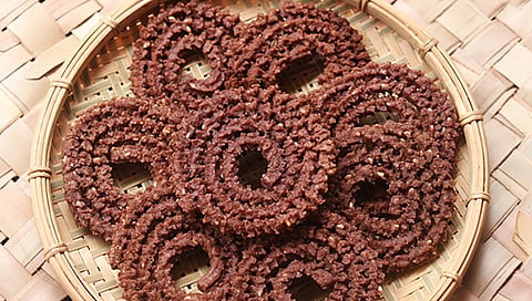ರಾಗಿ ಚಕ್ಕುಲಿ