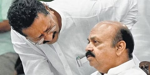 ಮುಖ್ಯಮಂತ್ರಿ ಬಸವರಾಜ ಬೊಮ್ಮಾಯಿ ಹಾಗೂ  ಶಾಸಕ ಬಸನಗೌಡ ಪಾಟೀಲ್ ಯತ್ನಾಳ್.