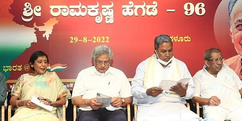 ರಾಮಕೃಷ್ಣ ಹೆಗಡೆ  96ನೇ ಹುಟ್ಟು ಹಬ್ಬದ ಕಾರ್ಯಕ್ರಮದಲ್ಲಿ ಸೀತಾರಾಮ್ ಯಚೂರಿ