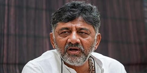 ಡಿ ಕೆ ಶಿವಕುಮಾರ್