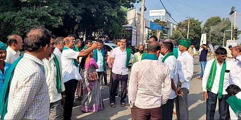 ರೈತರ ಪ್ರತಿಭಟನೆ