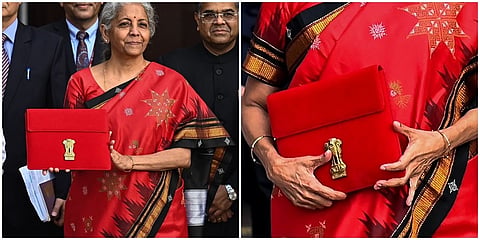 ಡಿಜಿಟಲ್ ಸಾಧನದೊಂದಿಗೆ ನಿರ್ಮಲಾ ಸೀತಾರಾಮನ್