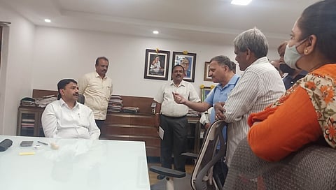 ಏಕಾಂಗಿಯಾಗಿ ಸಾರ್ವಜನಿಕರ ಸಮಸ್ಯೆಗಳು ಖುದ್ದು ಪರಿಶೀಲನೆ ನಡೆಸಿದ ಬಿಡಿಎ ಆಯುಕ್ತ.