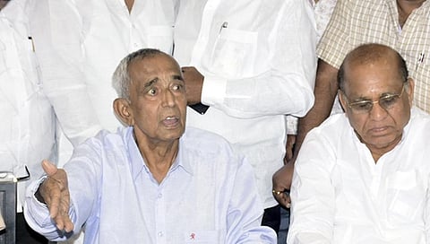ಗುತ್ತಿಗೆದಾರರ ಸಂಘದ ಅಧ್ಯಕ್ಷ ಡಿ.ಕೆಂಪಣ್ಣ