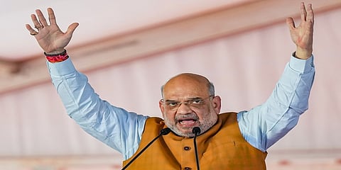 ಕರ್ನಾಟಕ ಸಹಕಾರ ಇಲಾಖೆ ಹಾಗೂ ಇತರೆ ಇಲಾಖೆಗಳ ವತಿಯಿಂದ ಆಯೋಜಿಸಿದ್ದ ಫಲಾನುಭವಿಗಳ ಸಮಾವೇಶವನ್ನು ಉದ್ದೇಶಿಸಿ ಮಾತನಾಡಿದ ಕೇಂದ್ರ ಗೃಹ ಸಚಿವ ಅಮಿತ್ ಶಾ