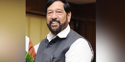 ಗಿರೀಶ್ ಬಾಪಟ್