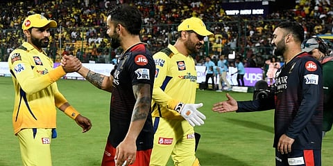 ಐಪಿಎಲ್ 2023 ಆವೃತ್ತಿಯ ಪಂದ್ಯದ ವೇಳೆ ಸಿಎಸ್‌ಕೆ-ಆರ್‌ಸಿಬಿ ಆಟಗಾರರು