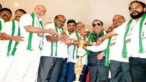 ಜೆಡಿಎಸ್ ಮುಖಂಡರು