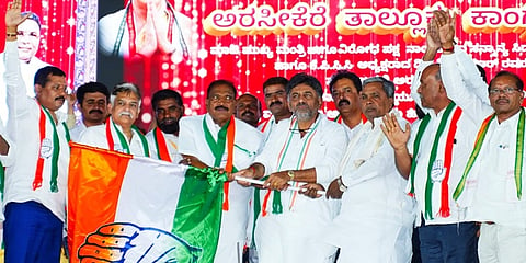 ಕಾಂಗ್ರೆಸ್ ಸೇರಿದ ಶಿವಲಿಂಗೇಗೌಡ