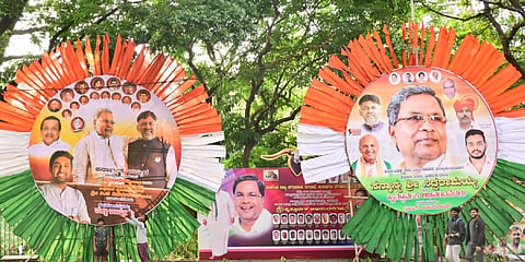 ಕಂಠೀರವ ಸ್ಟೇಡಿಯಂ ಸಮೀಪ ರಾರಾಜಿಸುತ್ತಿರುವ ಕಾಂಗ್ರೆಸ್ ನಾಯಕರ ಪೋಸ್ಟರ್‌ಗಳು