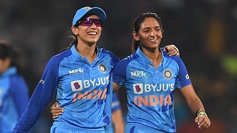 Smriti Mandhana - Harmanpreet Kaur 
