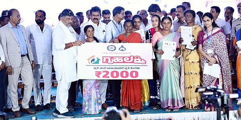ಆನೇಕಲ್ ನಲ್ಲಿ ಡಿಕೆ ಶಿವಕುಮಾರ್