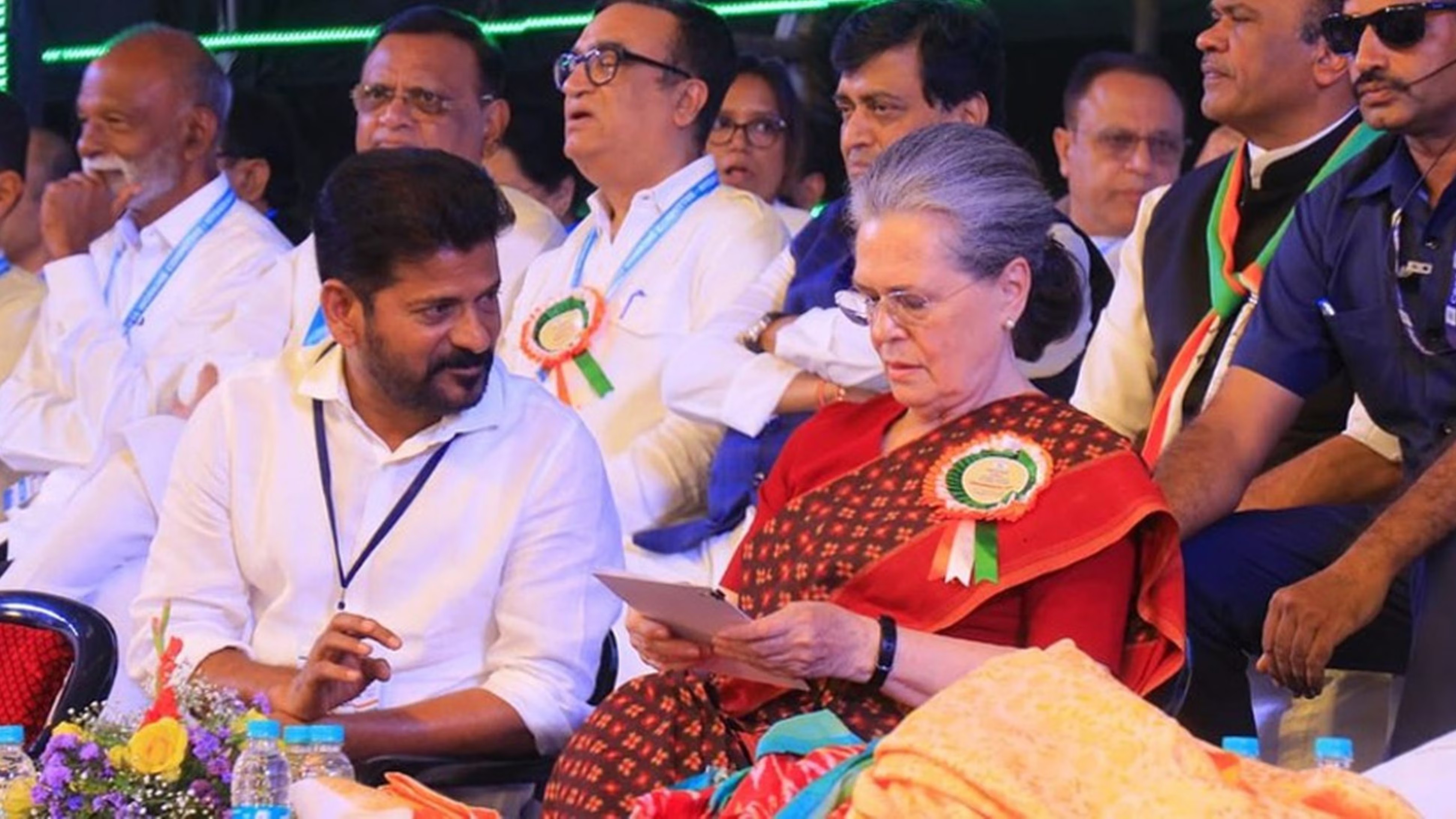 Sonia Gandhi ಬರೆದ ಪತ್ರವನ್ನೇ 'Oscar, Nobel' ಅವಾರ್ಡ್‌' ಎಂದ ತೆಲಂಗಾಣ ಸಿಎಂ ...