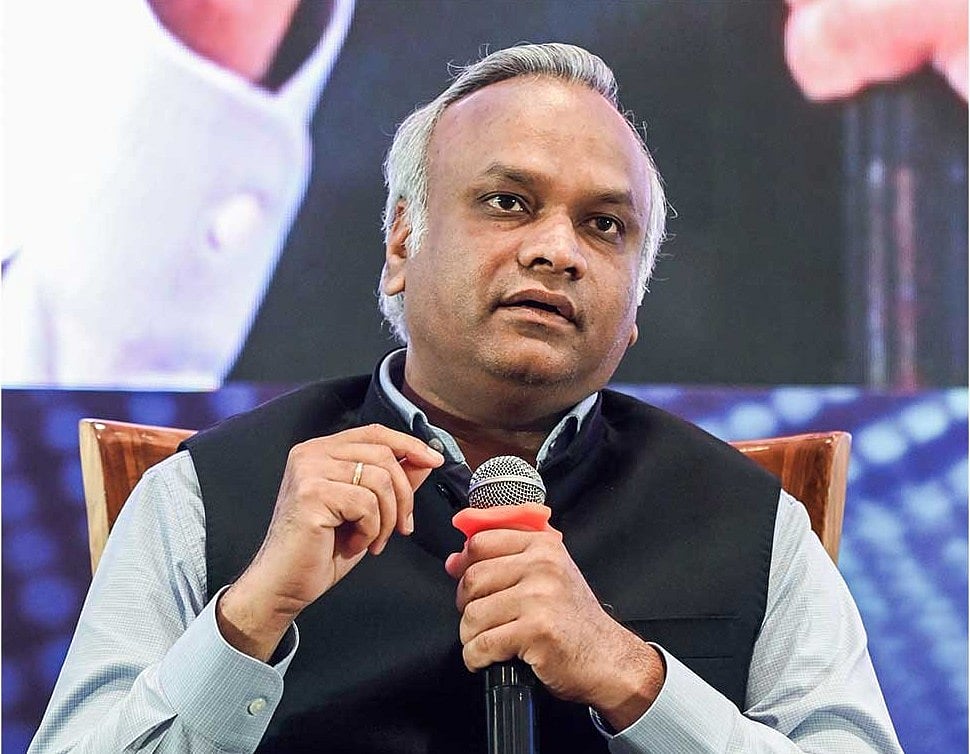 ಟೆಲಿಪ್ರಾಂಪ್ಟರ್ ಇಲ್ಲದೇ ಬಿಜೆಪಿ ನಾಯಕರು ವಂದೇ ಮಾತರಂ ಪೂರ್ಣ ಹಾಡಿದರೆ ರಾಜೀನಾಮೆ: ಗೃಹ ಸಚಿವ ಪ್ರಿಯಾಂಕ್ ಖರ್ಗೆ ಸವಾಲು