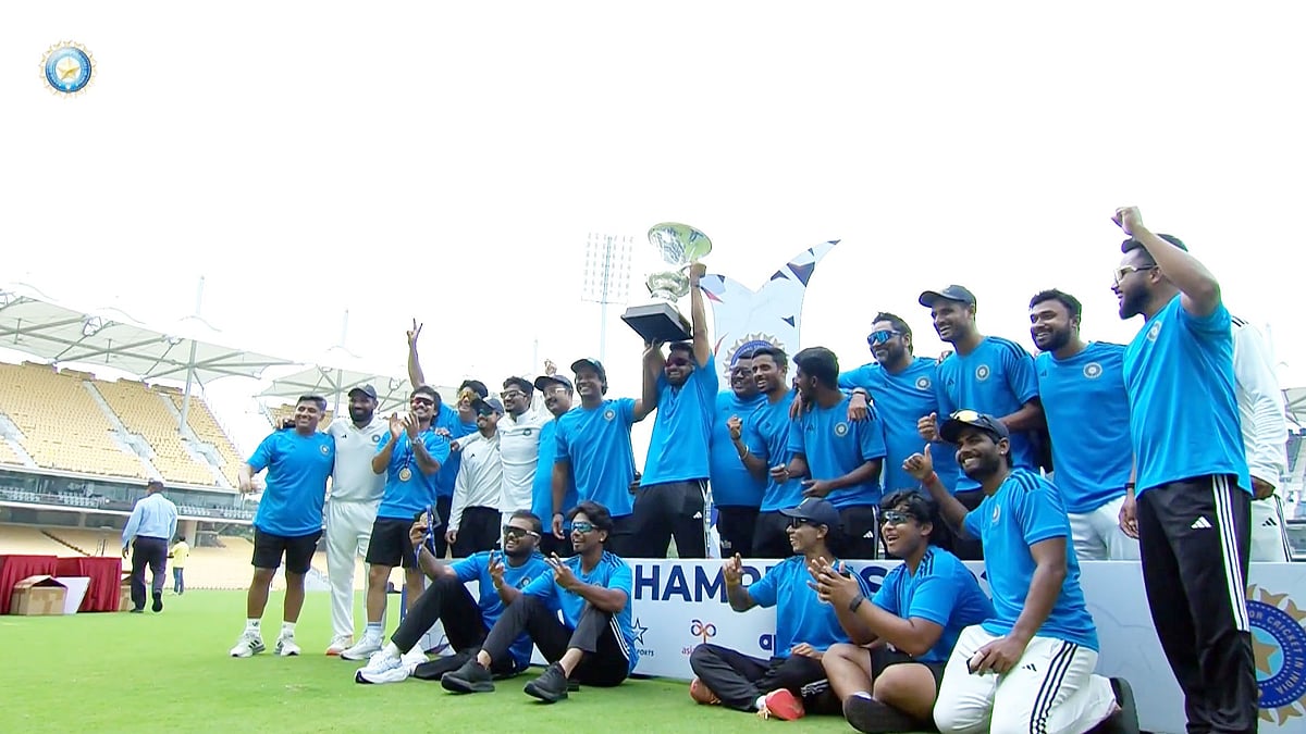 Duleep Trophy 2026: ಫೈನಲ್ ಪಂದ್ಯ ಡ್ರಾ ಆದ್ರೂ, East Zone ಗೆ ಒಲಿದ ಪ್ರಶಸ್ತಿ.. ಆಗಿದ್ದೇನು?