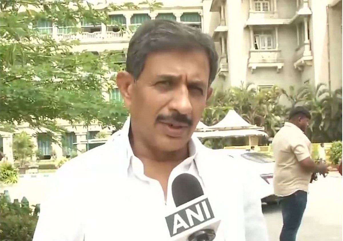 'ಯಾರ ಬಳಿ ಹಣವಿದೆಯೋ ಅವರ ಮೇಲೆ ದಾಳಿ ನಡೆದಿದೆ ಆದರೆ ನಮ್ಮ ಬಳಿ ಹಣವೇ ಇಲ್ಲ'; ಇ.ಡಿ ದಾಳಿಗೆ ಸಚಿವ ಬಾಲಕೃಷ್ಣ