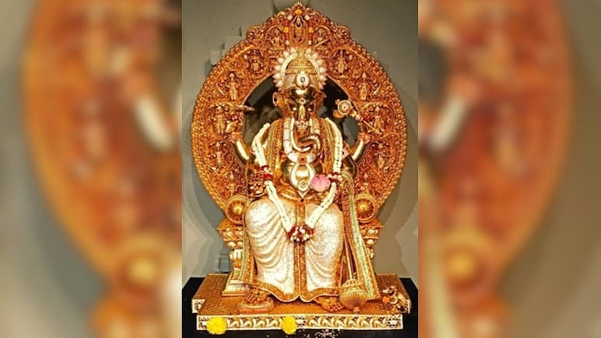 ಹೈದರಾಬಾದ್‌ನ ಗಣೇಶನ ವಿಗ್ರಹಕ್ಕೆ 24 ಕ್ಯಾರೆಟ್ ಚಿನ್ನದ ಲೇಪನ: ವೈರಲ್ ವಿಡಿಯೋ ಅಸಲಿಯತ್ತೇನು?