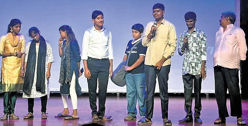 'ನೋಡುವುದನ್ನು ಕಲಿತ ಮೇಲೆ ಜಗತ್ತೇ ಬದಲಾದಾಗ': ಜಾನ್ ದೇವರಾಜ್ ನಿರ್ದೇಶನದ 'Earth Angels' ಚಿತ್ರದ ಸಂದೇಶವೇನು?